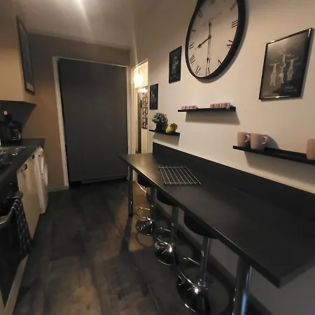 Centre 4 Couchages Et Equipements Bebe * Menton